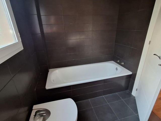 3 Bedrooms Townhouse in Calahonda