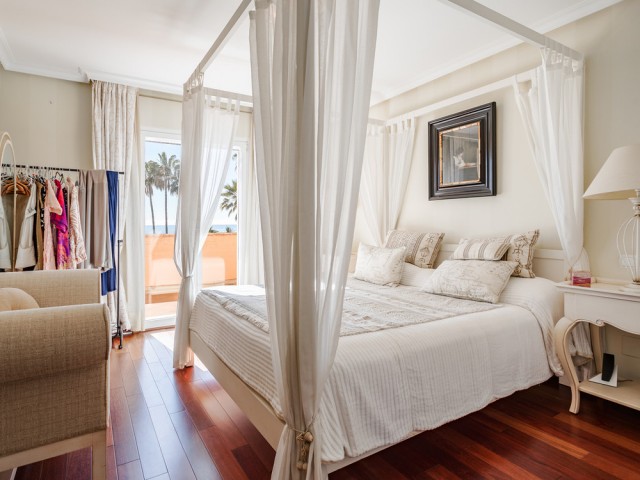 8 Soveroms Villa i New Golden Mile