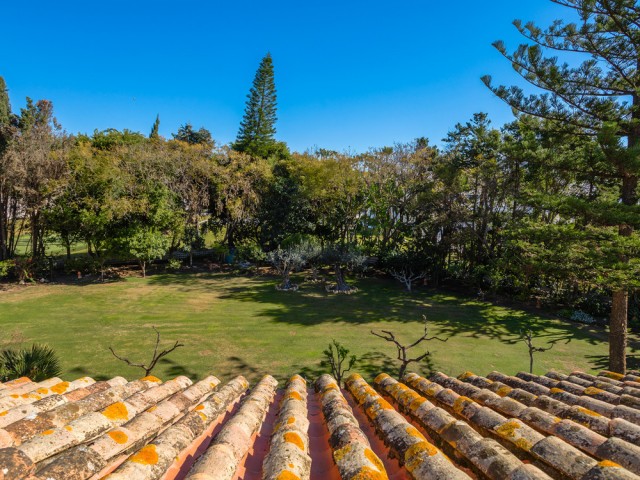 8 Makuuhuoneen Huvila New Golden Mile