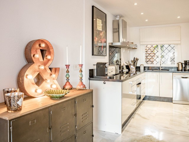 Townhouse, El Paraiso, R5051917
