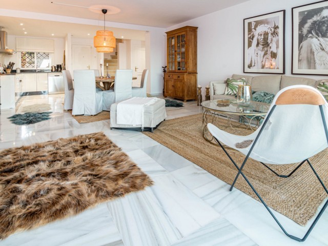2 Bedrooms Townhouse in El Paraiso