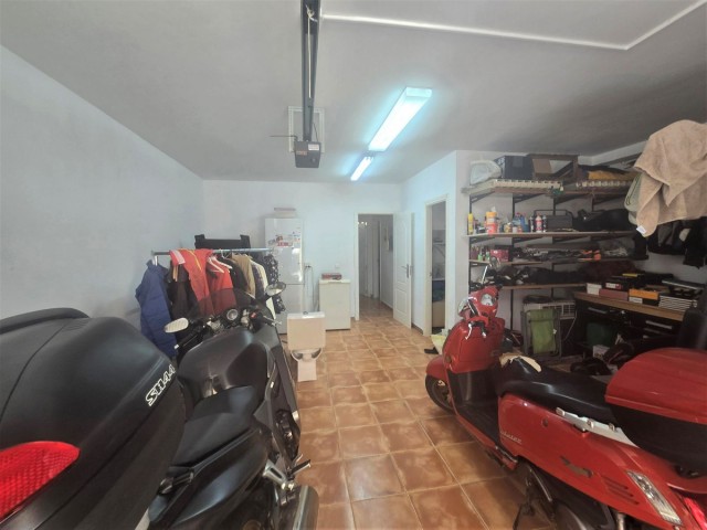 Villa, Playamar, R5052358