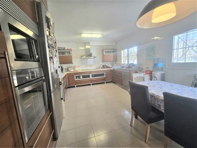 4 Slaapkamer Villa in Playamar