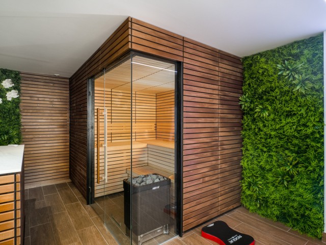 4 Bedrooms Villa in Guadalmina Baja