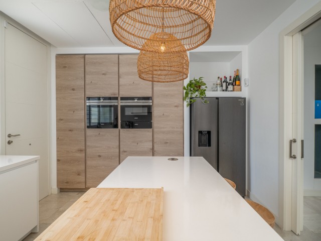 4 Bedrooms Villa in Guadalmina Baja