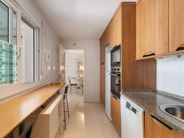 Apartment, Torrequebrada, R5046385