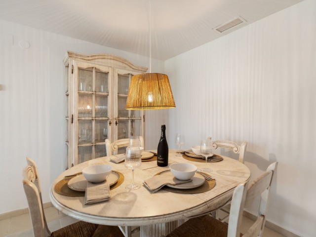 2 Bedrooms Apartment in Torrequebrada