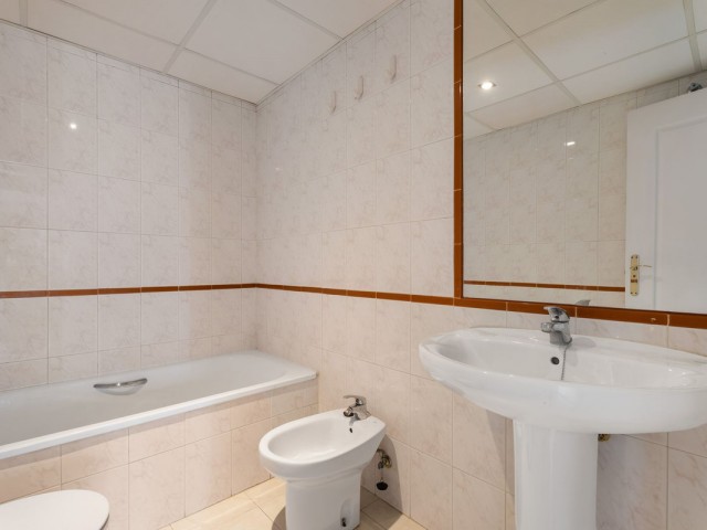 2 Bedrooms Apartment in Torrequebrada