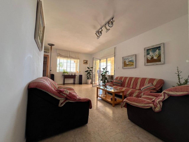 5 Bedrooms Villa in Benalmadena
