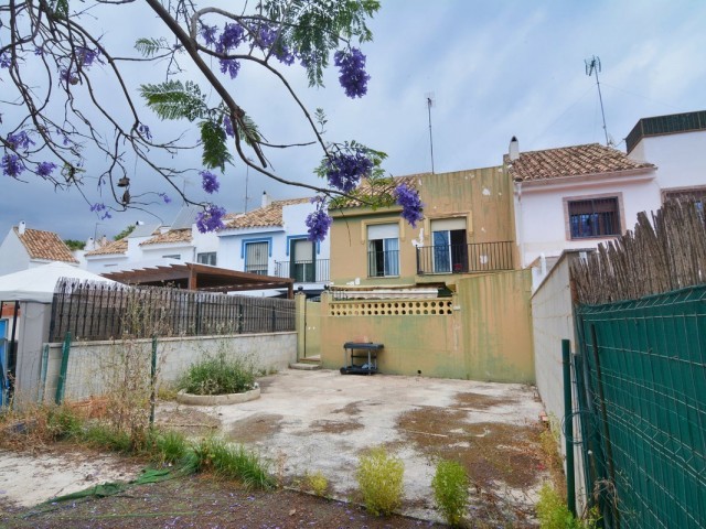 4 Bedrooms Townhouse in Fuengirola