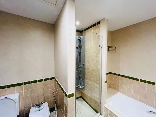 2 Bedrooms Townhouse in Sotogrande