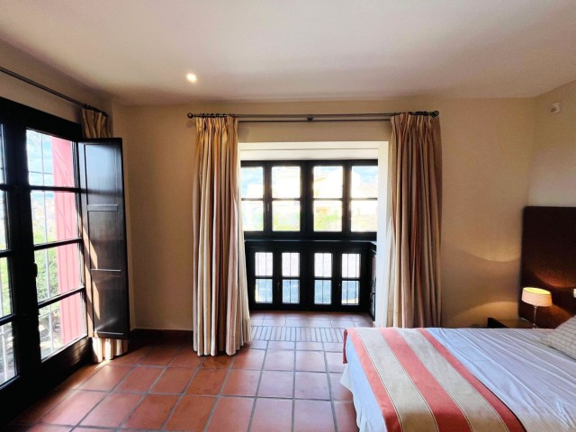 2 Bedrooms Townhouse in Sotogrande