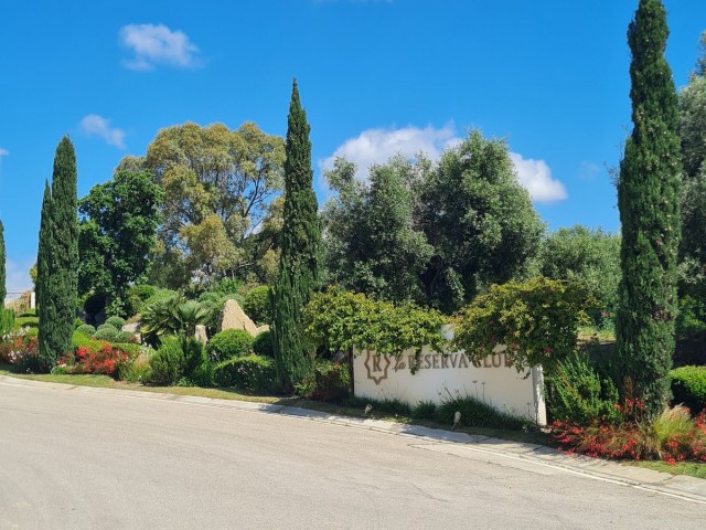 2 Bedrooms Townhouse in Sotogrande