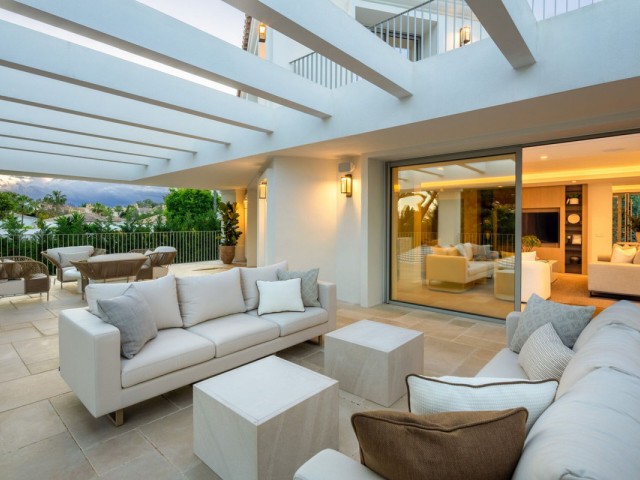 6 Bedrooms Villa in Nagüeles