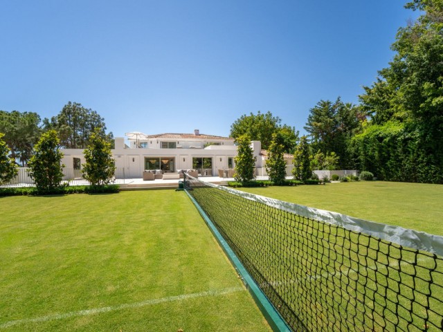 6 Bedrooms Villa in Nagüeles