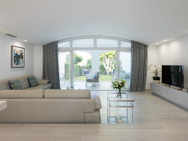 3 Slaapkamer Rijtjeshuis in Estepona