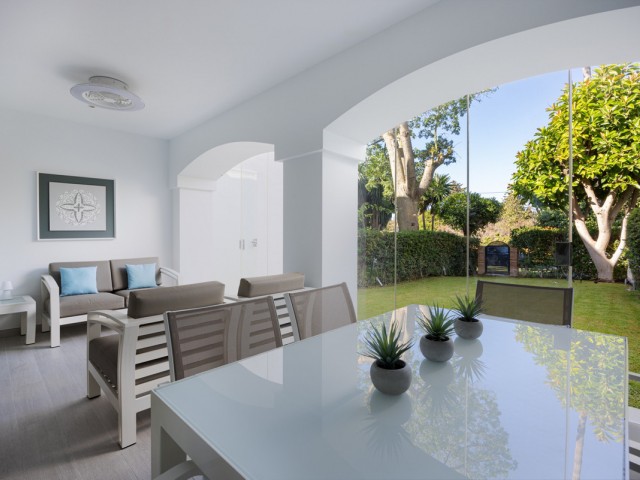 3 Slaapkamer Rijtjeshuis in Estepona