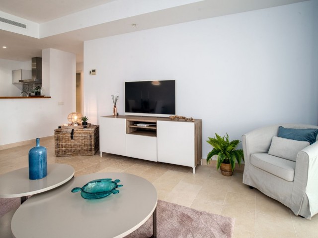 Apartment, Casares Playa, R4154938