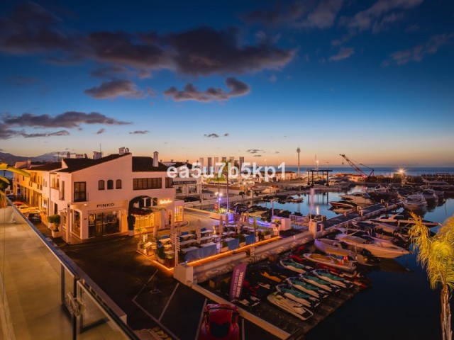 Penthouse i Puerto Banús