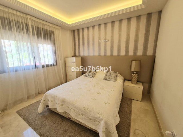 5 Bedrooms Townhouse in Marbella