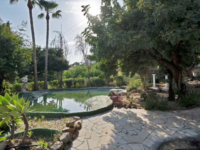 Villa con 9 Dormitorios  en La Capellania