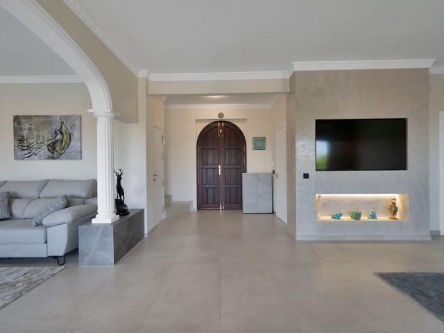Villa con 9 Dormitorios  en La Capellania