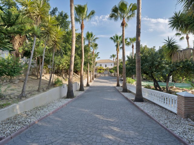 9 Schlafzimmer Villa in Benalmadena
