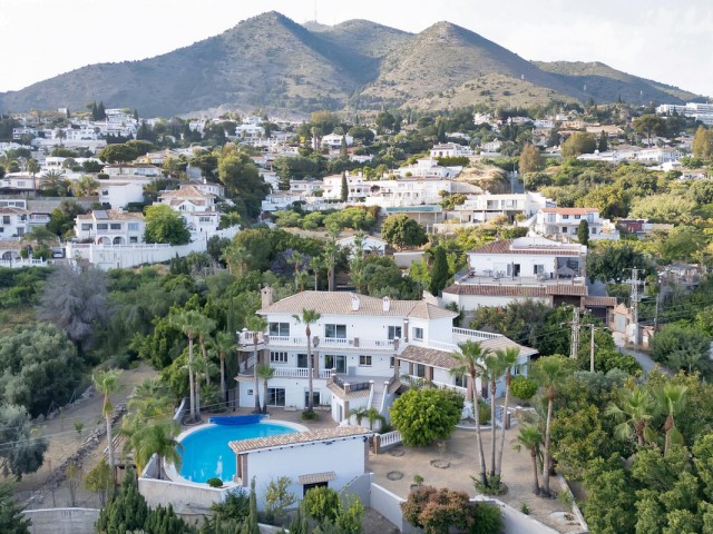 9 Schlafzimmer Villa in Benalmadena