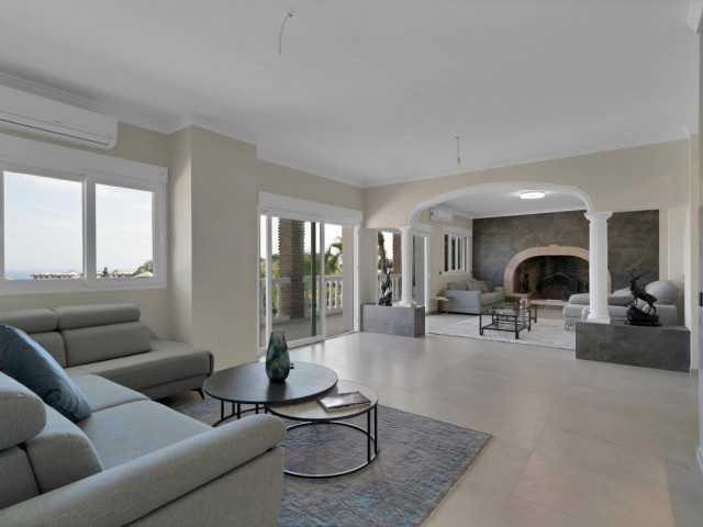 9 Schlafzimmer Villa in Benalmadena