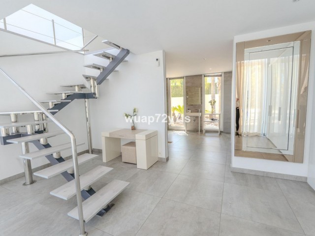 3 Soveroms Villa i Benahavís