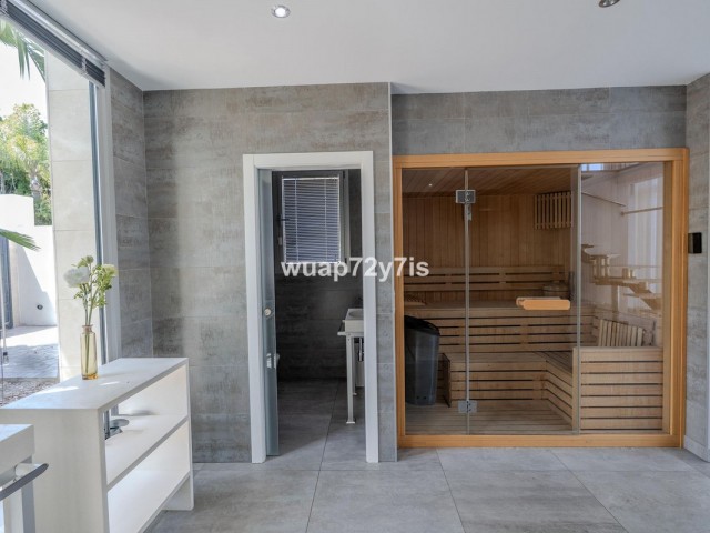 3 Soveroms Villa i Benahavís