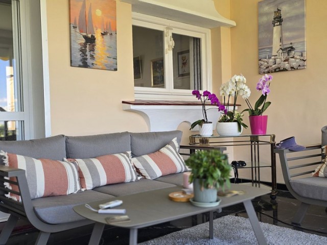 2 Bedrooms Apartment in El Paraiso