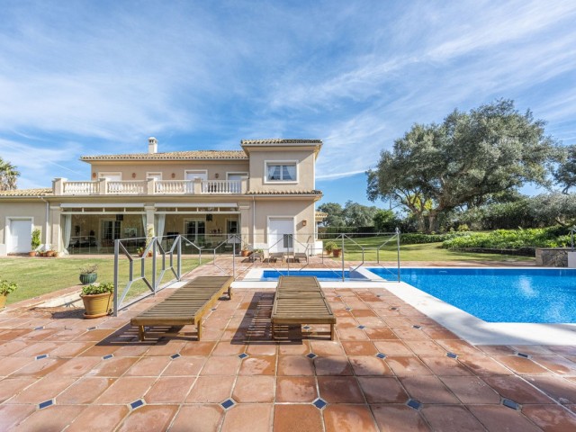 Huvila San Roque Club - R4158832
