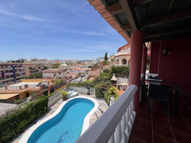 Villa con 8 Dormitorios  en Marbella