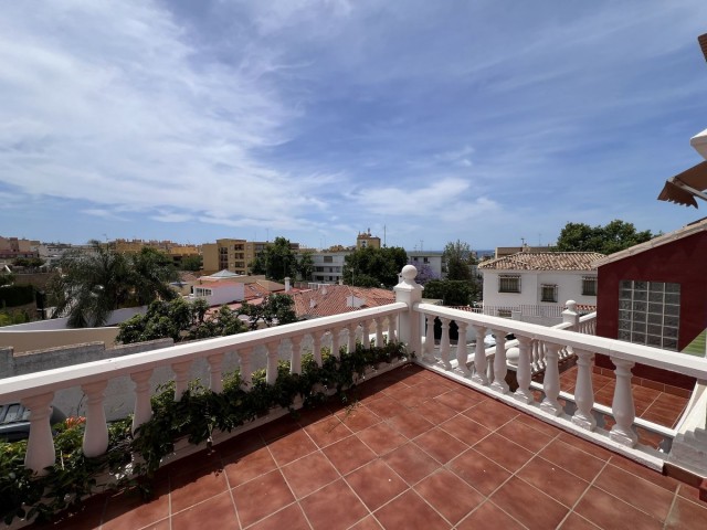 Villa con 8 Dormitorios  en Marbella
