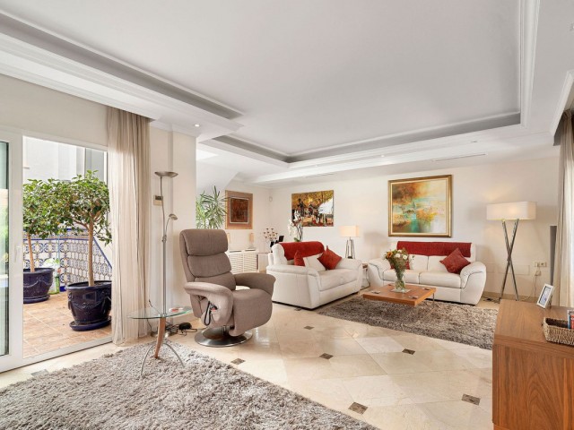 3 Bedrooms Townhouse in Nueva Andalucía