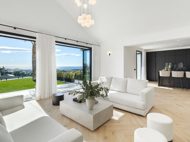 5 Makuuhuoneen Huvila La Quinta