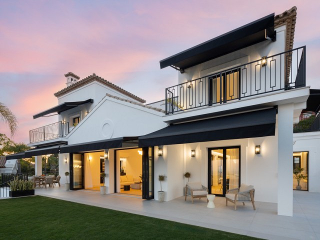 5 Makuuhuoneen Huvila La Quinta