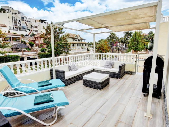 Villa avec 6 Chambres  à Benalmadena Costa