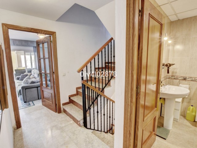 Villa avec 6 Chambres  à Benalmadena Costa