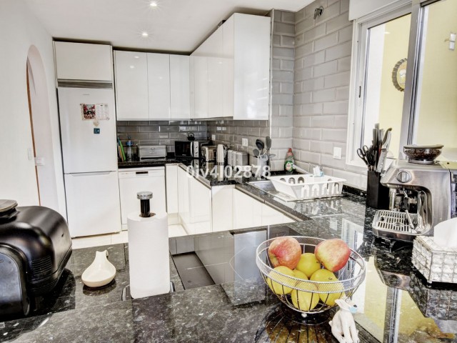 Villa con 6 Dormitorios  en Benalmadena Costa