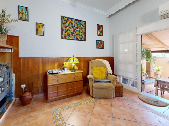 4 Bedrooms Villa in Mijas