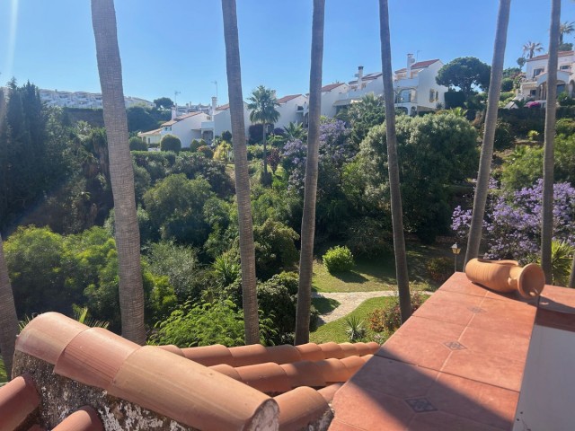 4 Bedrooms Townhouse in Calahonda