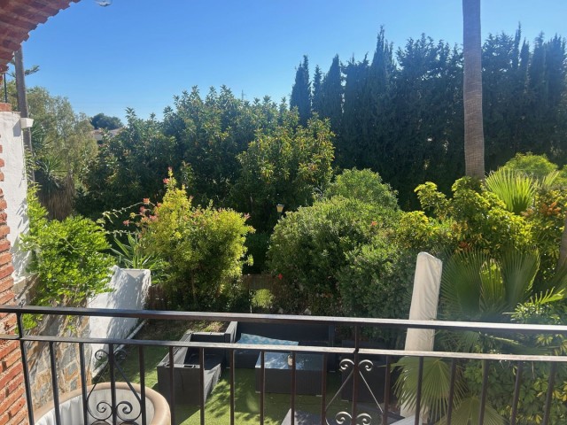 4 Bedrooms Townhouse in Calahonda