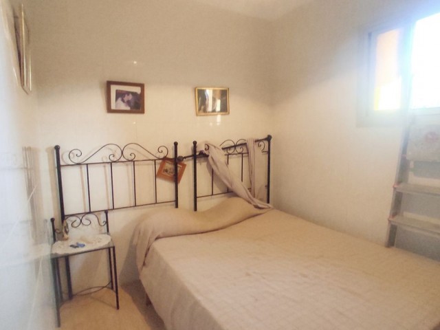 Villa con 4 Dormitorios  en La Cala