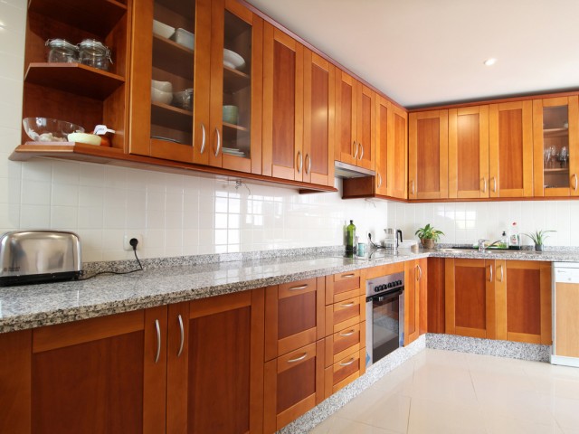 3 Bedrooms Townhouse in Marbella