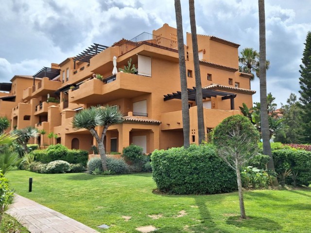 2 Bedrooms Apartment in La Duquesa