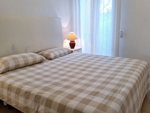 2 Bedrooms Apartment in La Duquesa