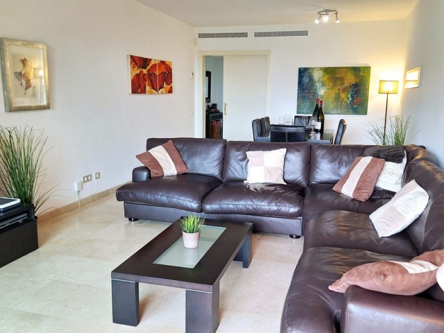 2 Bedrooms Apartment in La Duquesa