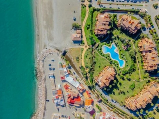 2 Bedrooms Apartment in La Duquesa